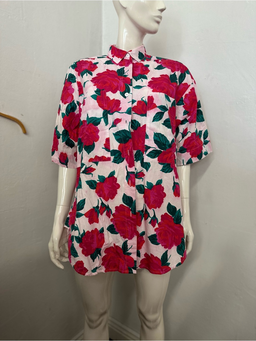 Gottex oversized Button-Front Floral Blouse in Pink and Red